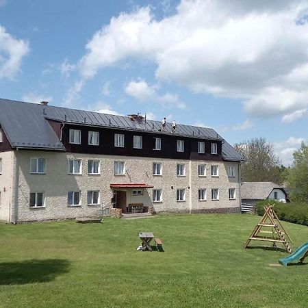 Hotel Rohanov Lhota nad Rohanovem 외부 사진