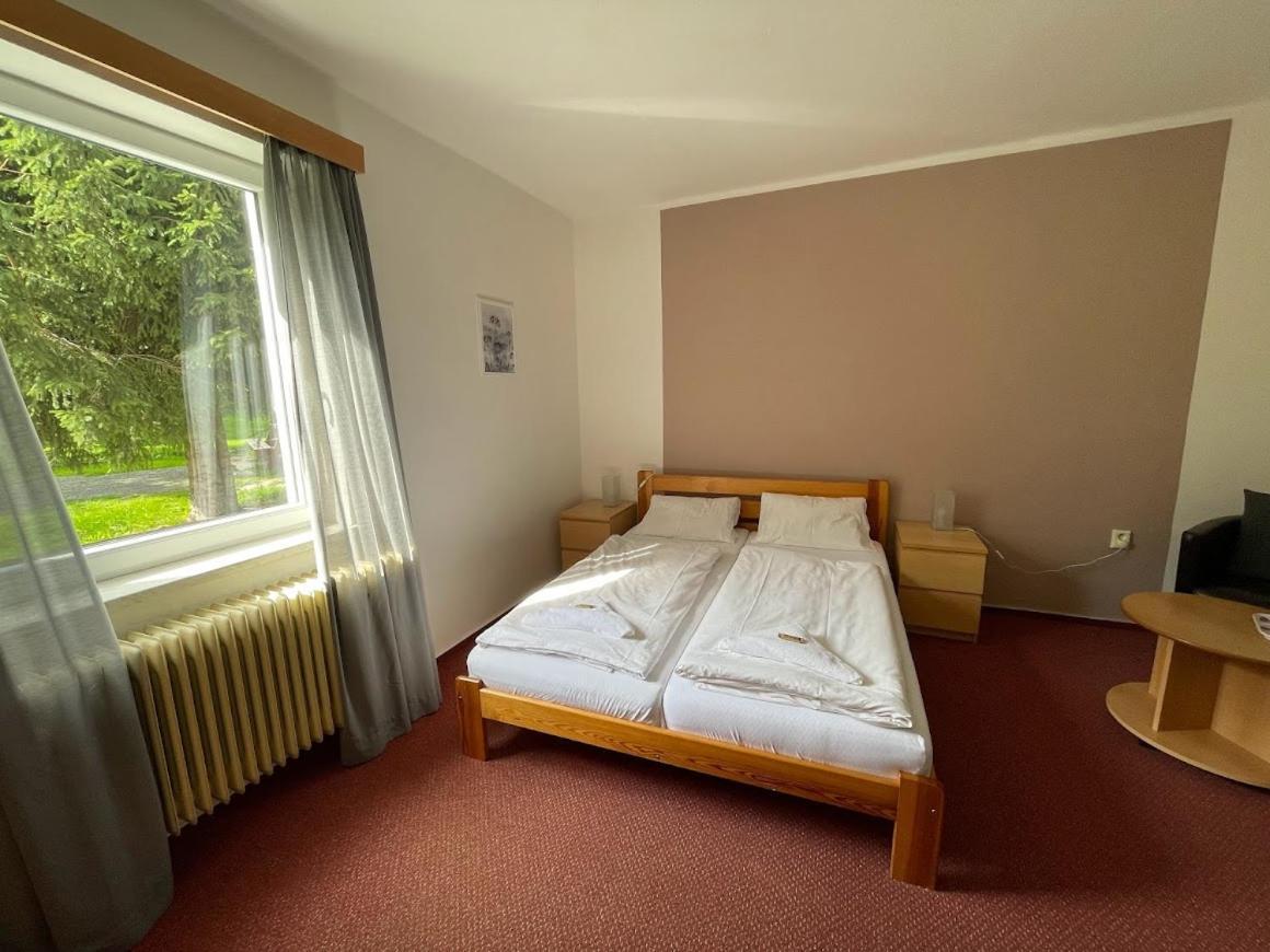Hotel Rohanov Lhota nad Rohanovem 외부 사진