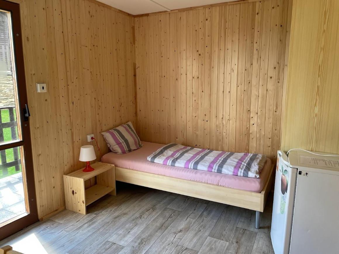 Hotel Rohanov Lhota nad Rohanovem 외부 사진
