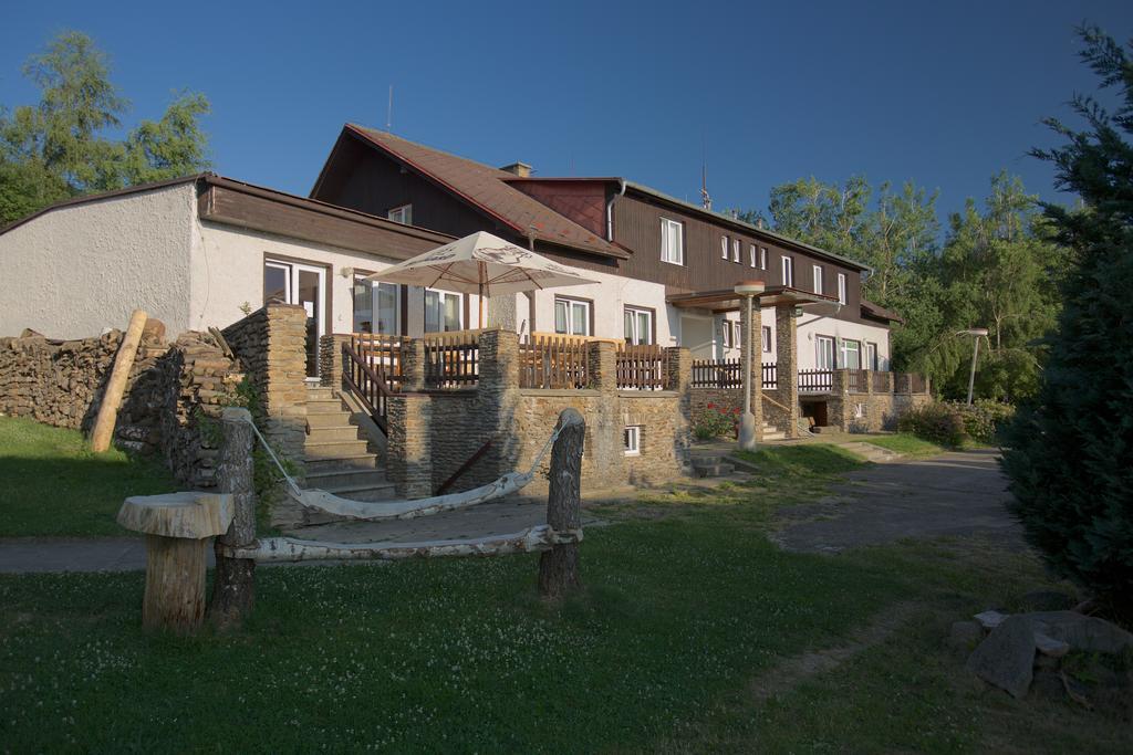 Hotel Rohanov Lhota nad Rohanovem 외부 사진